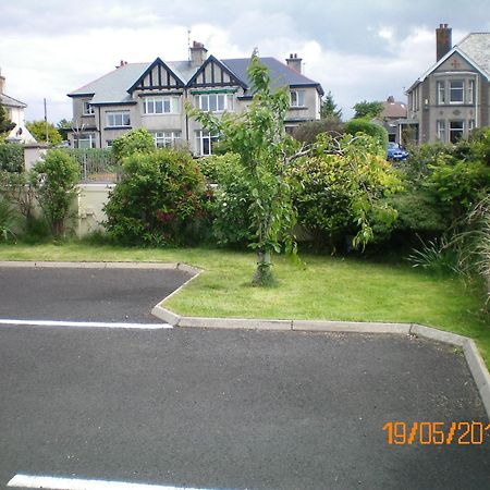 Aaranmore Lodge Guest House Portrush Exteriér fotografie