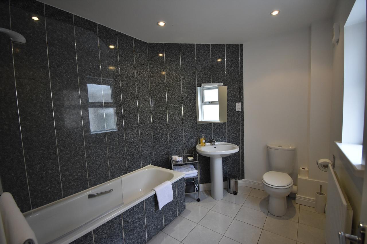 Aaranmore Lodge Guest House Portrush Exteriér fotografie